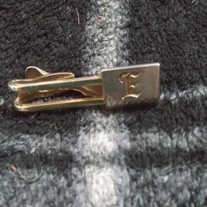 Tie clips